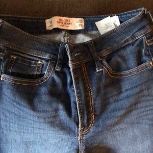 Hollister 1R high rise super skinny jeans